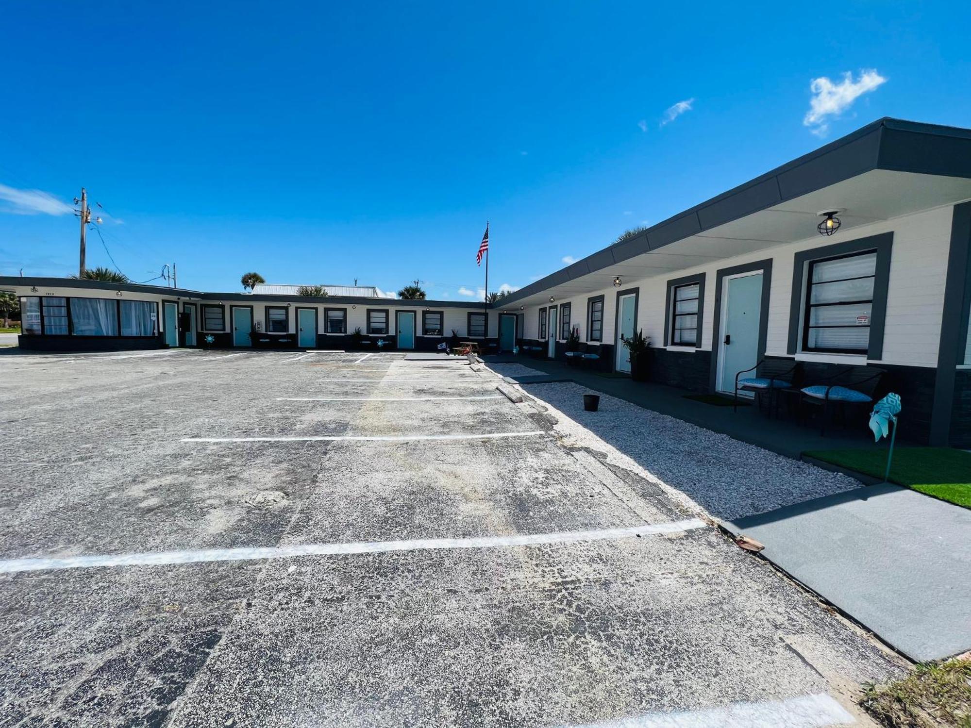 1915 Beach Club Daytona Beach Exterior photo
